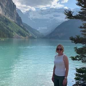 Meet your Posher, Julie